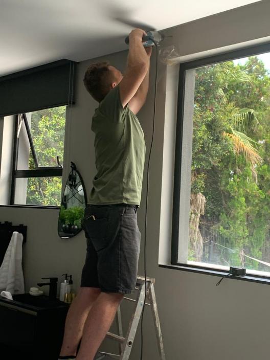 curtain installation